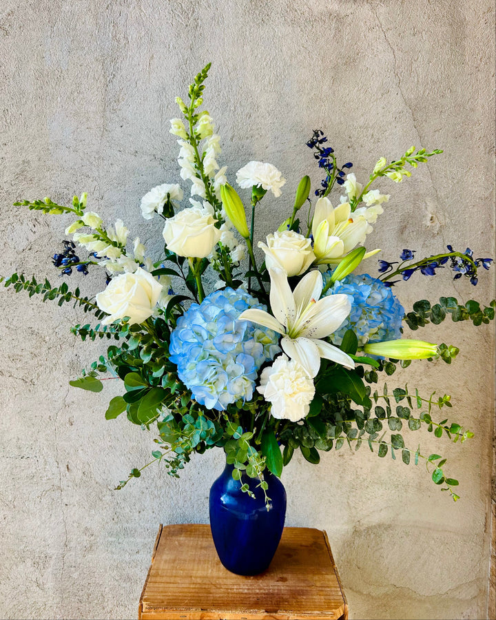 Simply Elegant Flower Arrangement